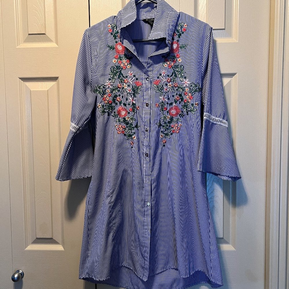 Long Blue & White Bell Sleeve Embroidered Top